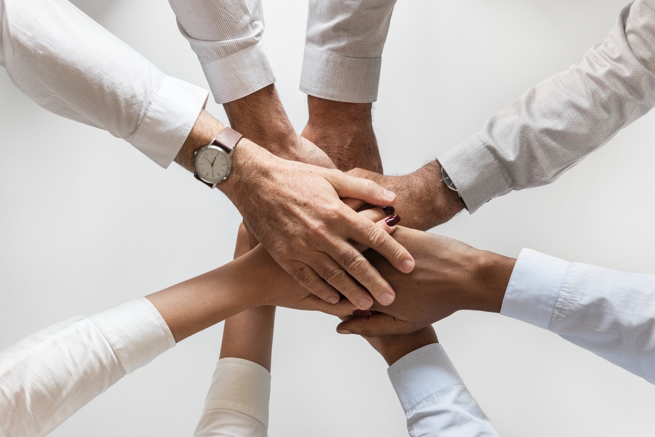 Tapkite partneriais